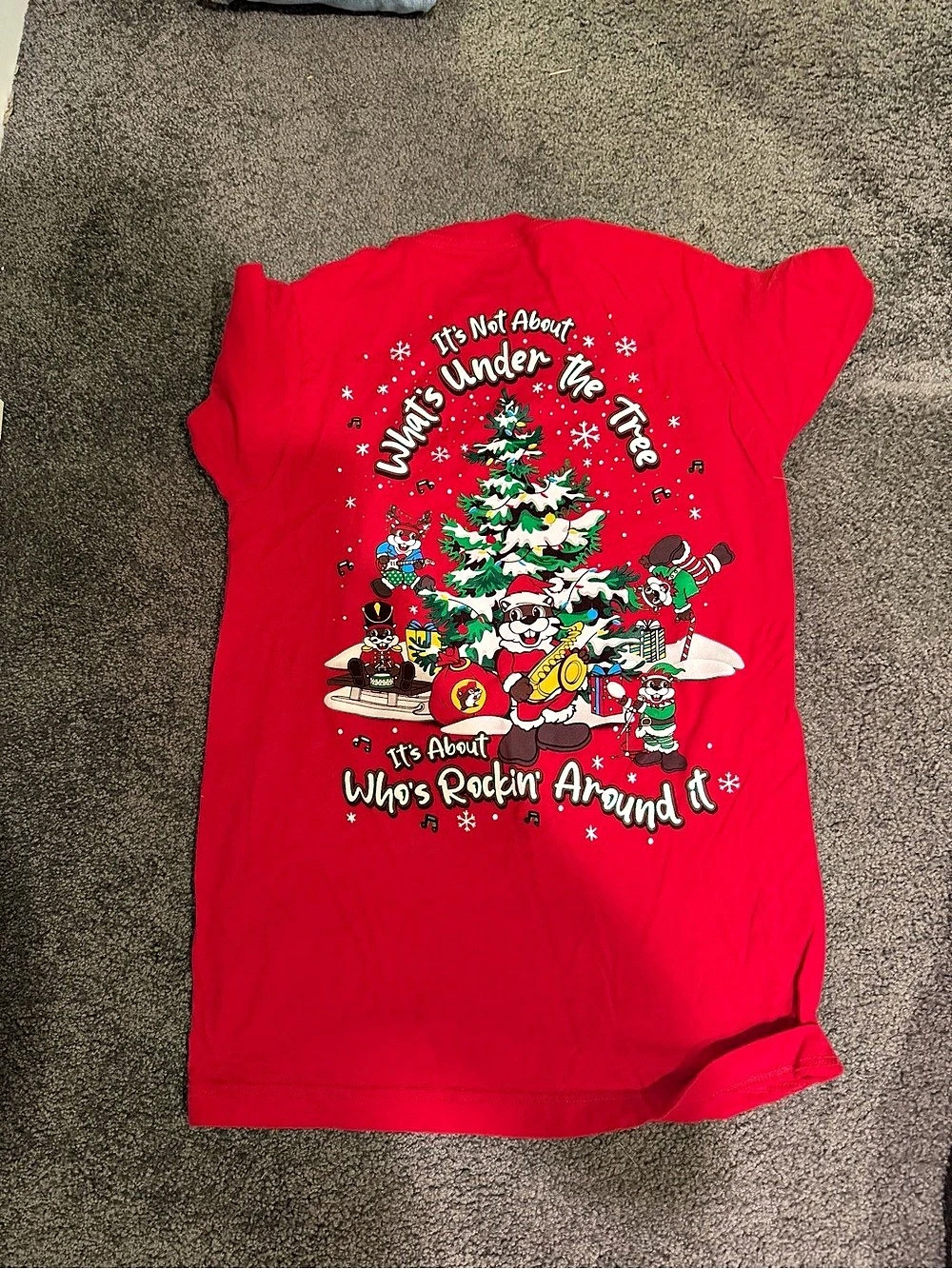 Buc-Ees Christmas Tee Size Small